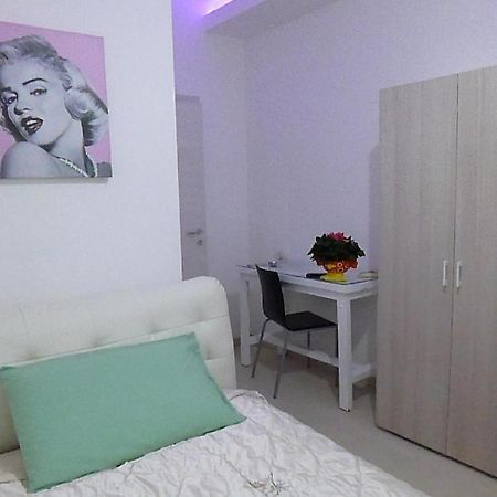 Monaco Rooms Βερόνα Δωμάτιο φωτογραφία